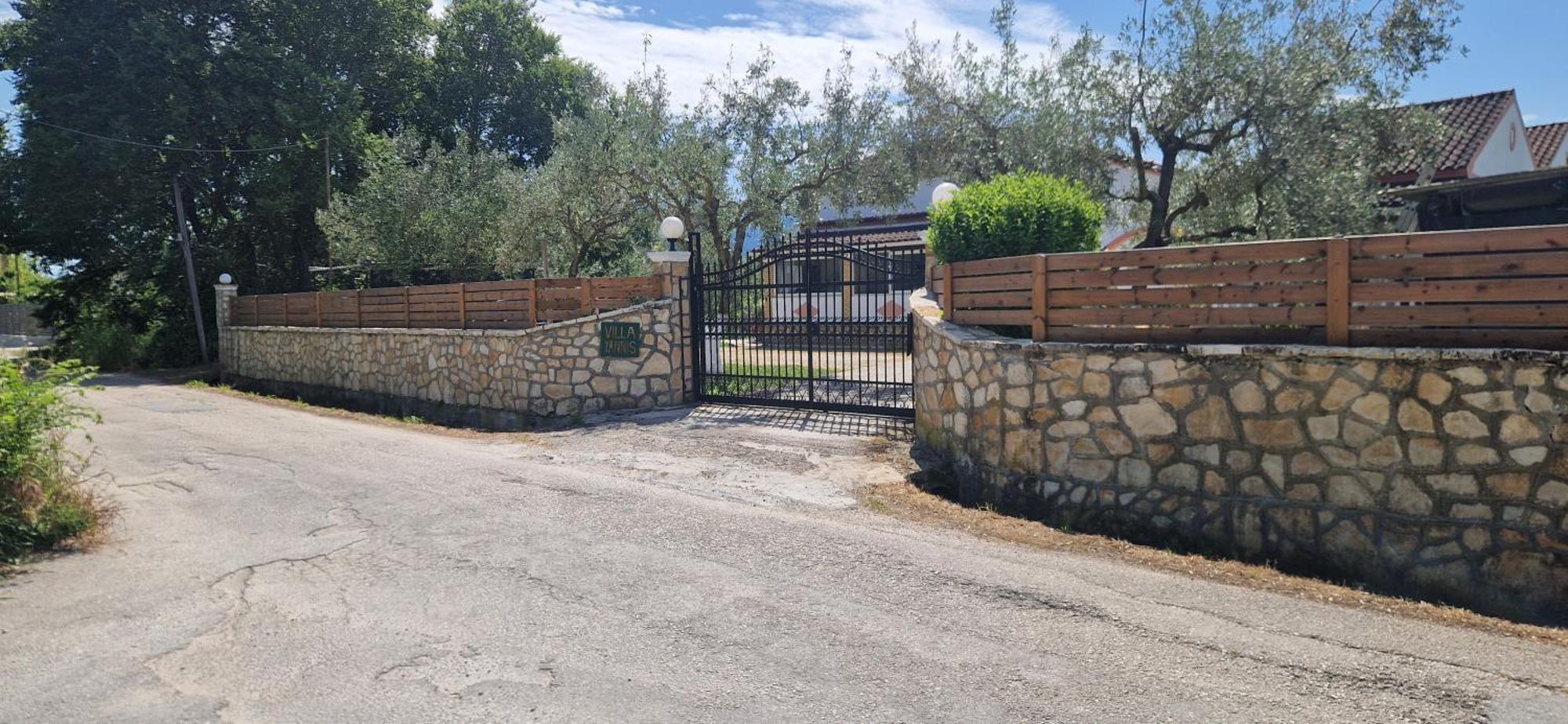Villa Yannis 1 Roda  Esterno foto